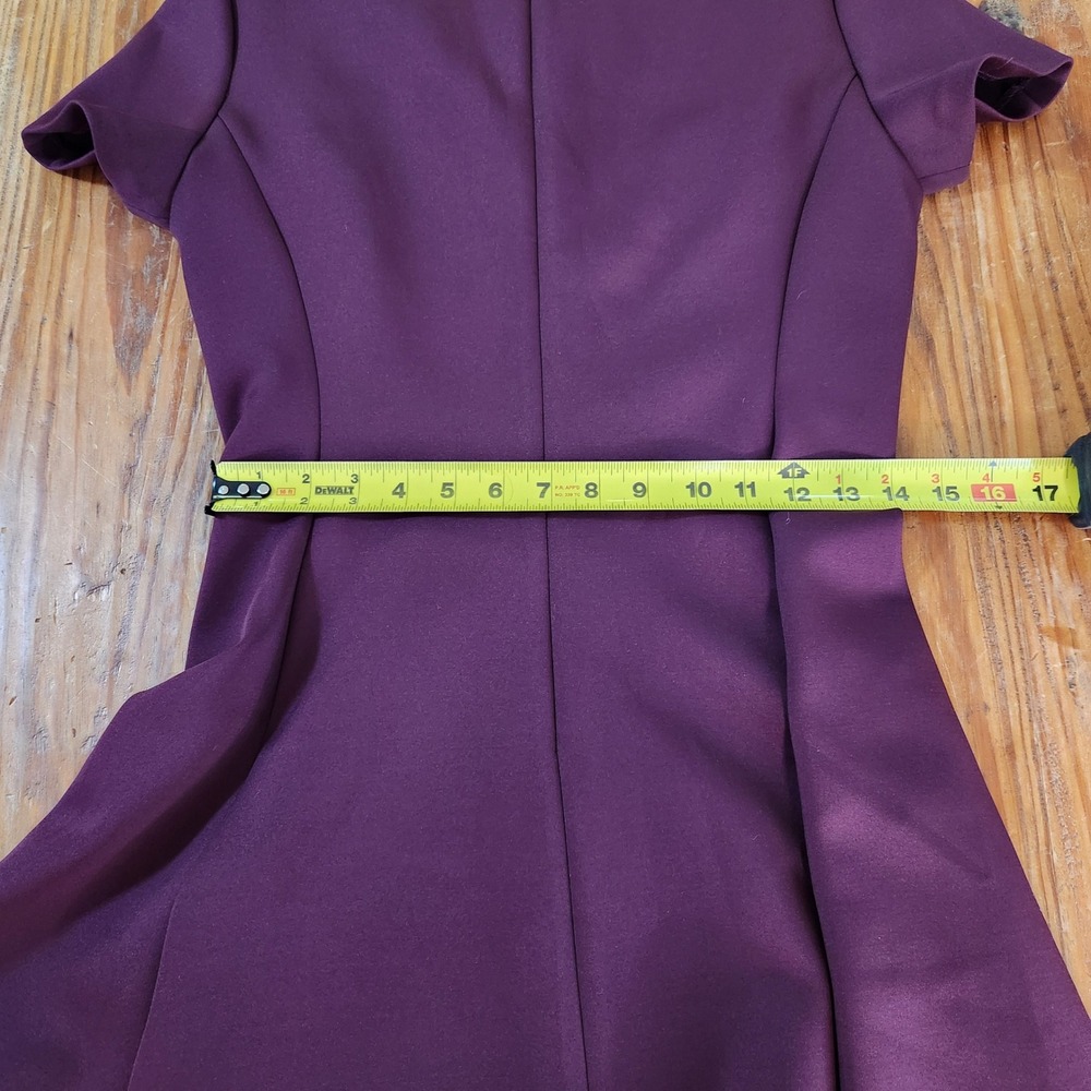 DKNY Burgundy Scuba Dress 6 NWT Short Sleeve Pockets A-Line Knee Length Gold Zip - Picture 15 of 16